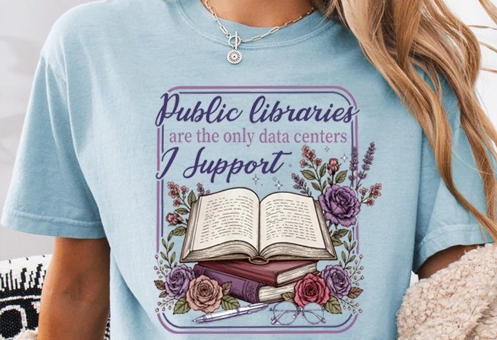 Bücher-Shirt „Public libraries are the only data centers I support“
