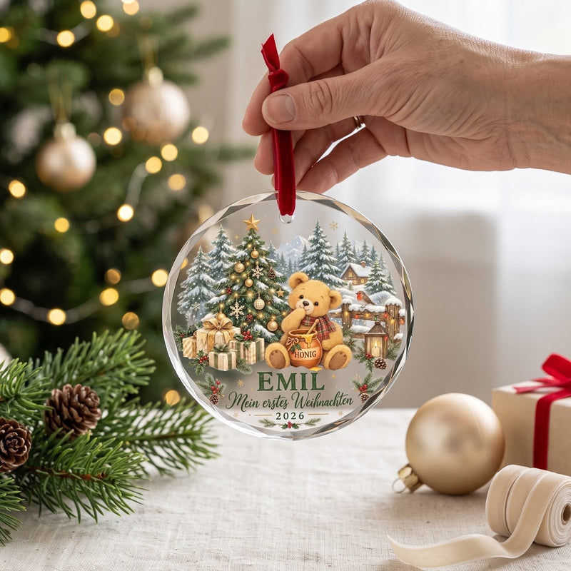 Mein erstes Weihnachten Glas-Anhänger mit Namen und Jahr – Teddy mit Honigtopf