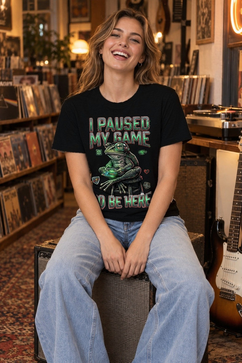 Gamer T-Shirt „I paused my game to be here“