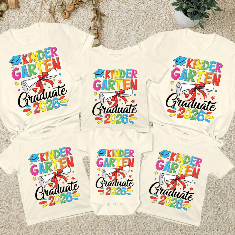 Kindergarten Abschluss Shirt „Kindergarten Graduate 2026“