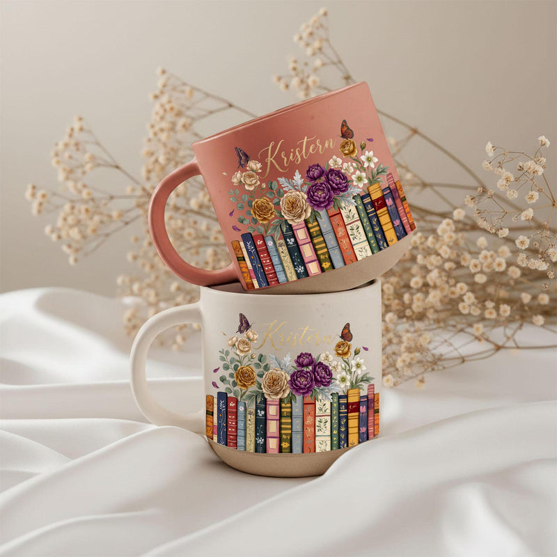 Bücher-Tasse mit Rosen und Namen