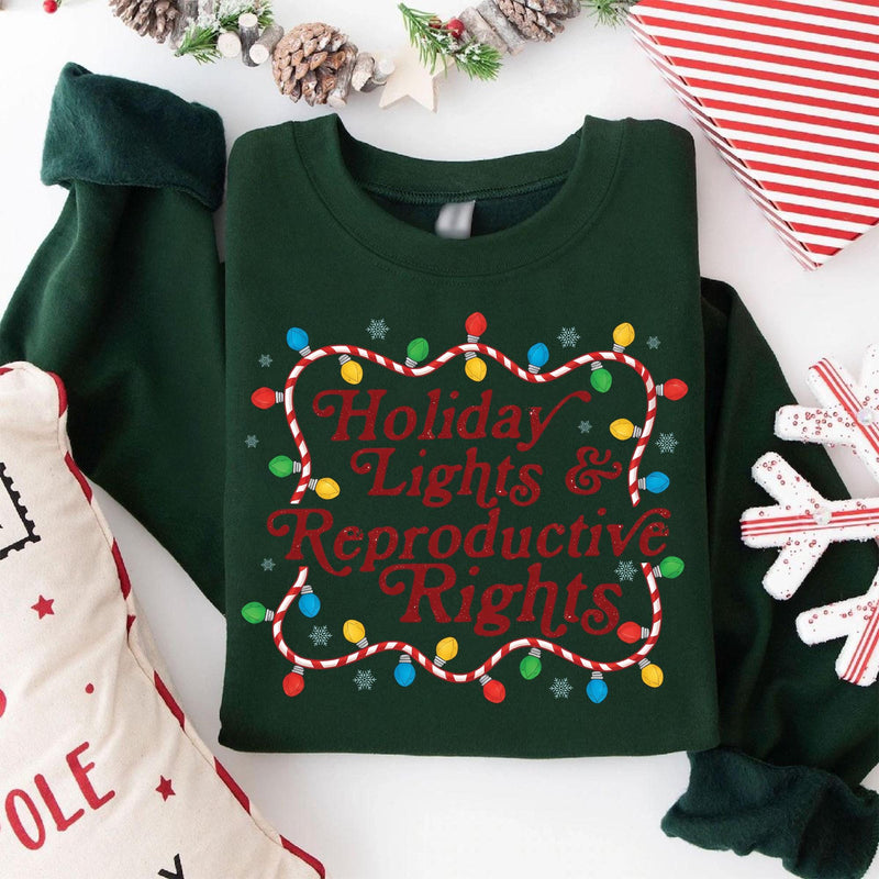 Feministisches Weihnachtsshirt „Holiday Lights & Reproductive Rights“
