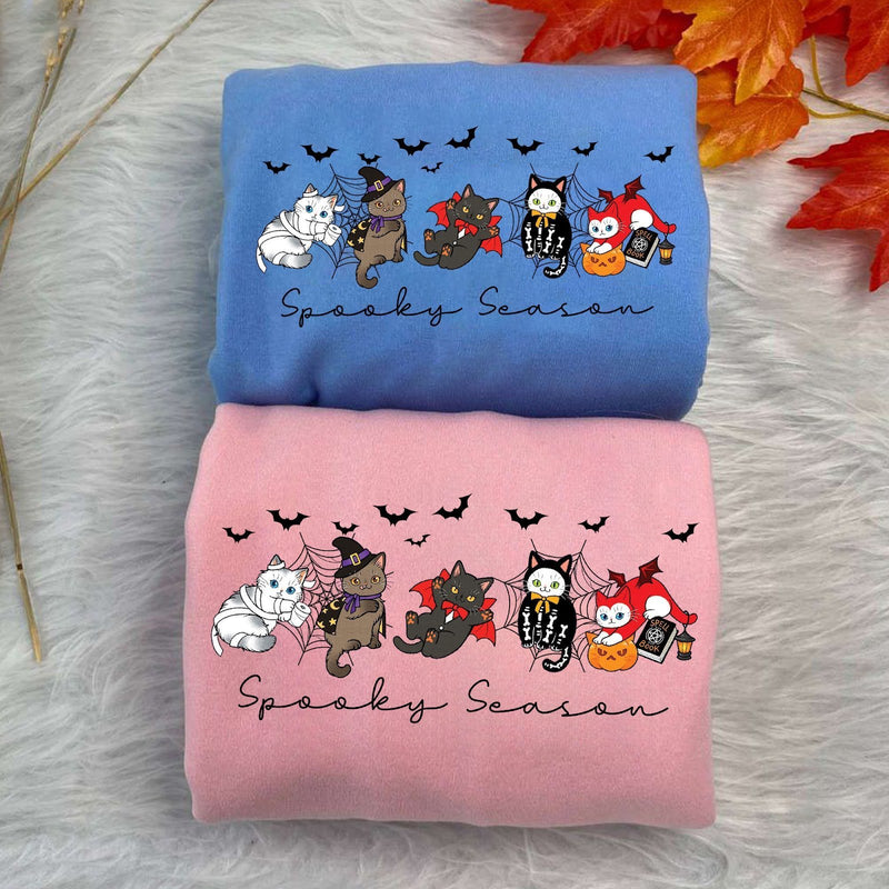 Halloween Pullover „Spooky Season“ mit Katzen im Kostüm