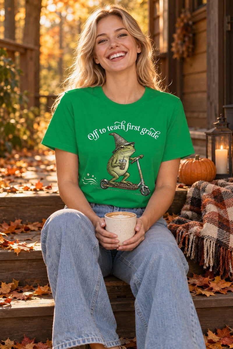 Lehrer T-Shirt Frosch „Off to teach first grade“
