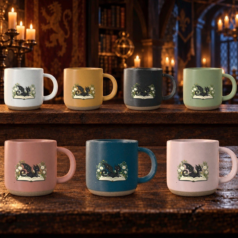 Drachen-Tasse mit Buch und Gänseblümchen