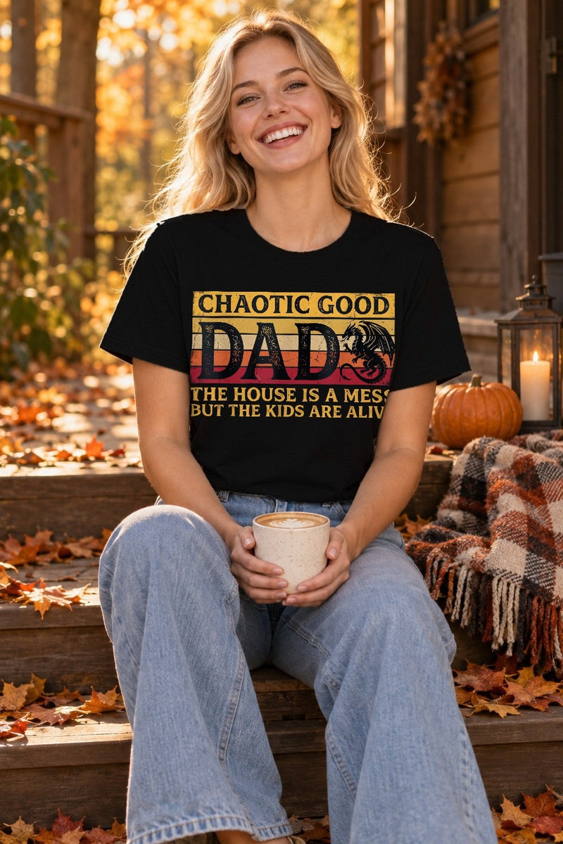 Papa T-Shirt „Chaotic Good Dad“