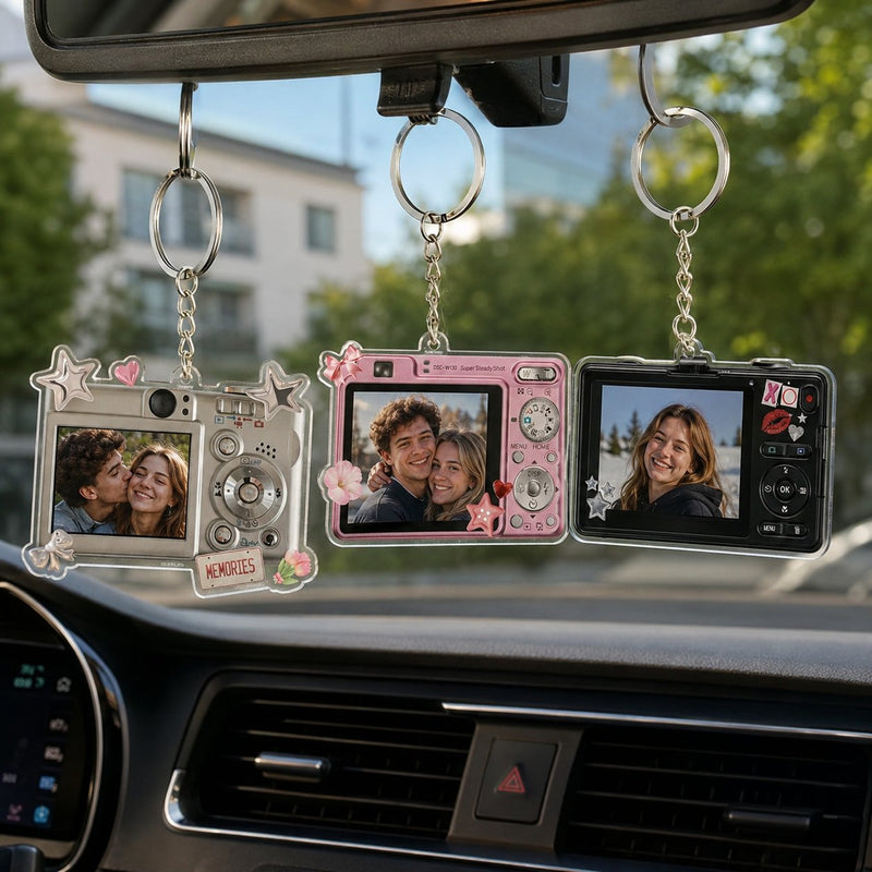 Foto-Schlüsselanhänger Retro-Kamera mit Foto und Stickern wie „You're mine“