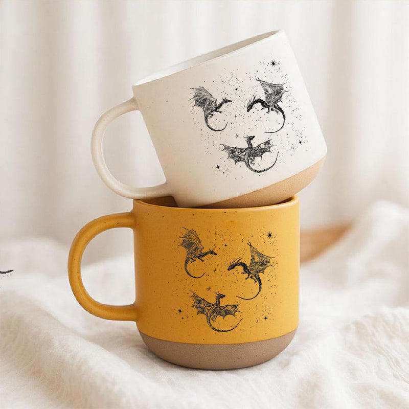 Fantasy-Tasse mit Drachen im Sternenstaub