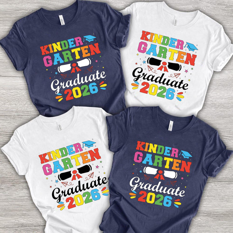 Kita-Abschluss Shirt „Kindergarten Graduate 2026“ mit Diplom und Papierfliegern