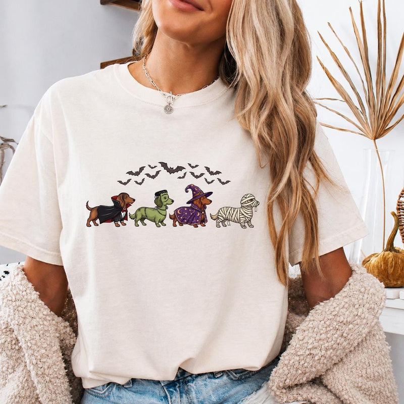 Halloween Dackel Shirt mit vier verkleideten Dackeln