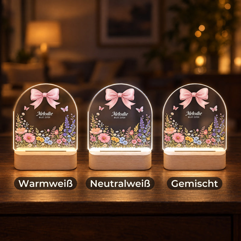 Nachtlicht mit Namen und Datum – rosa Schleife und Wildblumenwiese