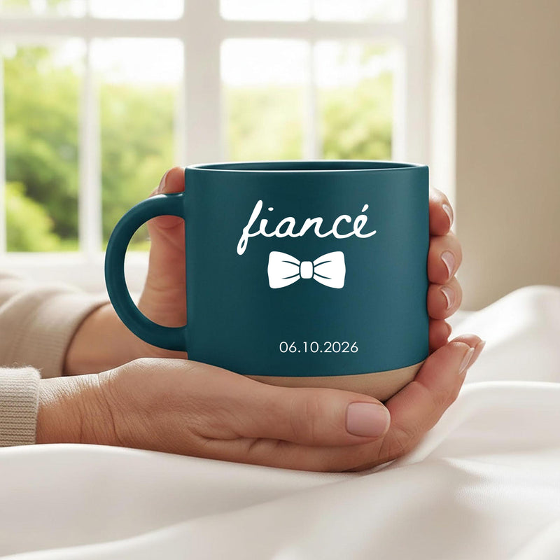 Verlobungstasse „fiancé“ oder „fiancée“ mit Datum