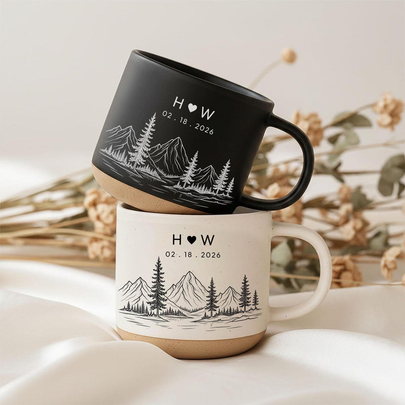 Personalisierte Paartasse mit Initialen, Herz und Datum