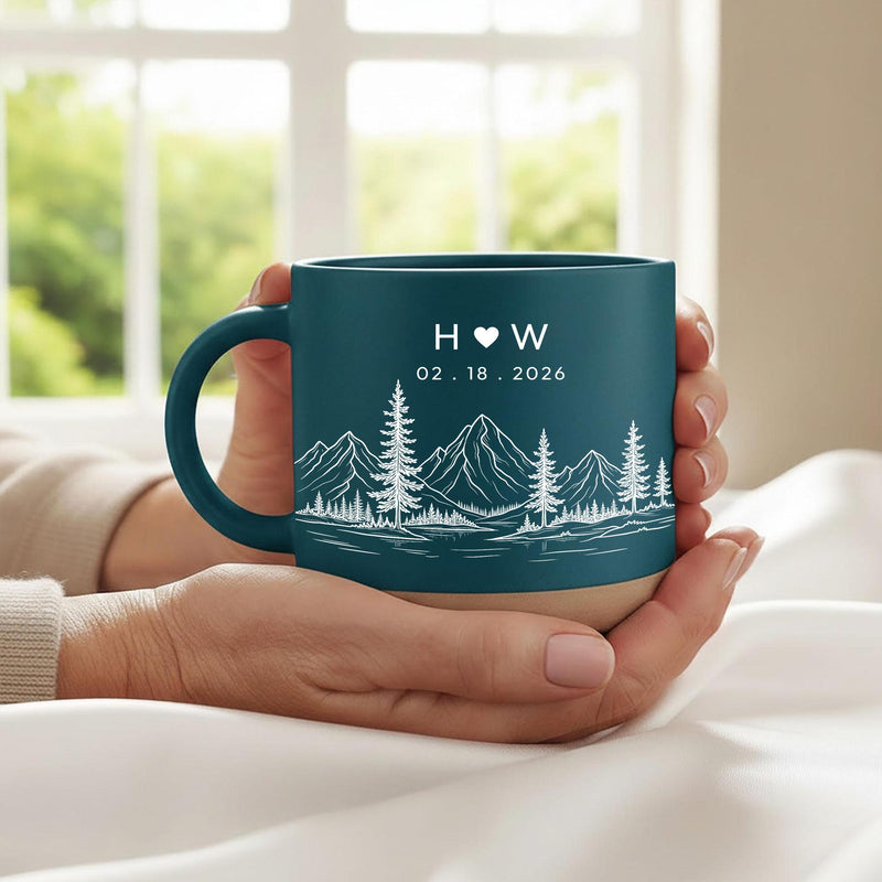 Personalisierte Paartasse mit Initialen, Herz und Datum