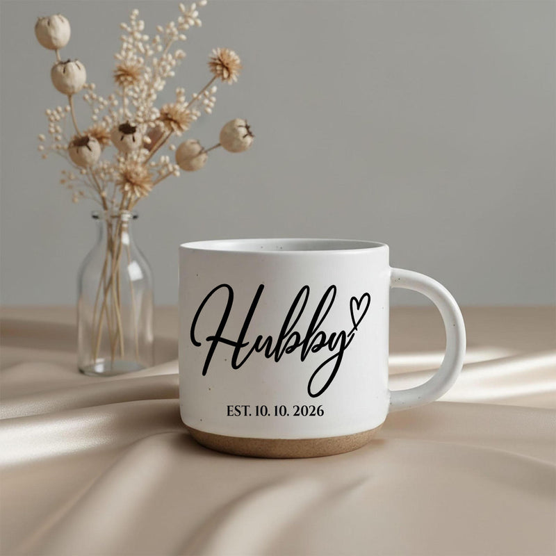 Personalisierte Hubby- und Wifey-Tasse mit Datum
