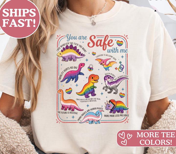 Regenbogen-Dino Shirt „You Are Safe With Me“