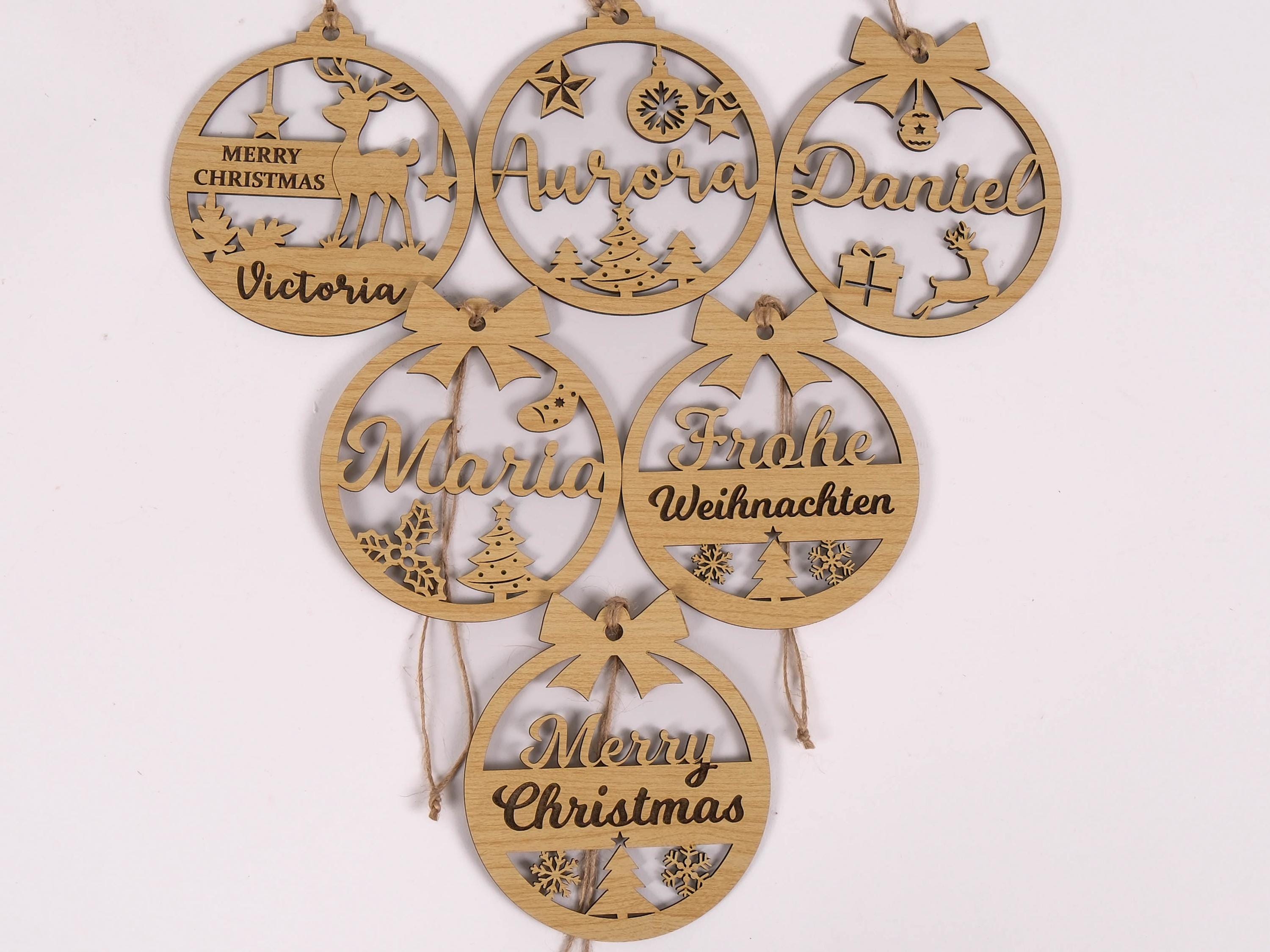 Weihnachtsbaumschmuck mit Namen (Holz)