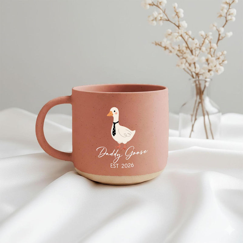Gänse-Tasse „Mama Goose“ und „Daddy Goose“ EST 2026