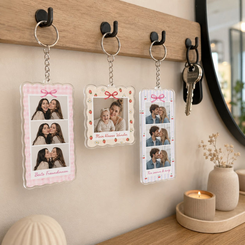 Foto-Schlüsselanhänger personalisiert mit Fotostreifen und Wunschtext