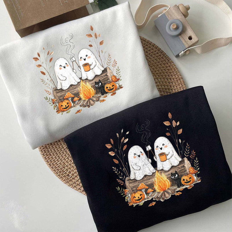 Herbst Pullover mit Geistern am Lagerfeuer