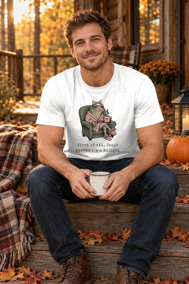 Christliches Frosch-Shirt „First of All, Jesus Thinks I’m a Delight“