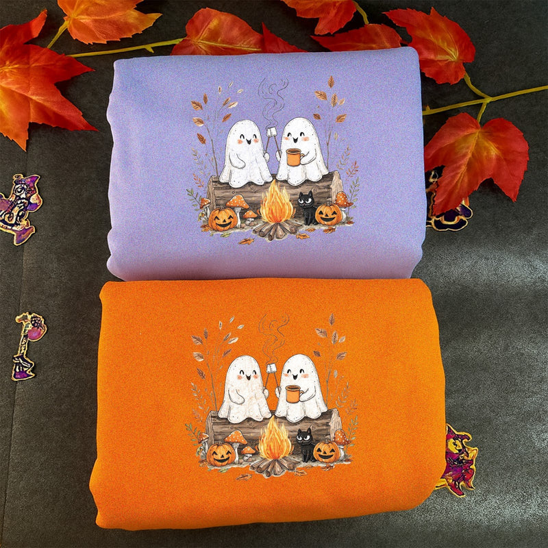Herbst Pullover mit Geistern am Lagerfeuer