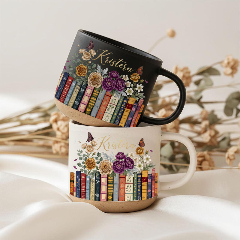 Bücher-Tasse mit Rosen und Namen