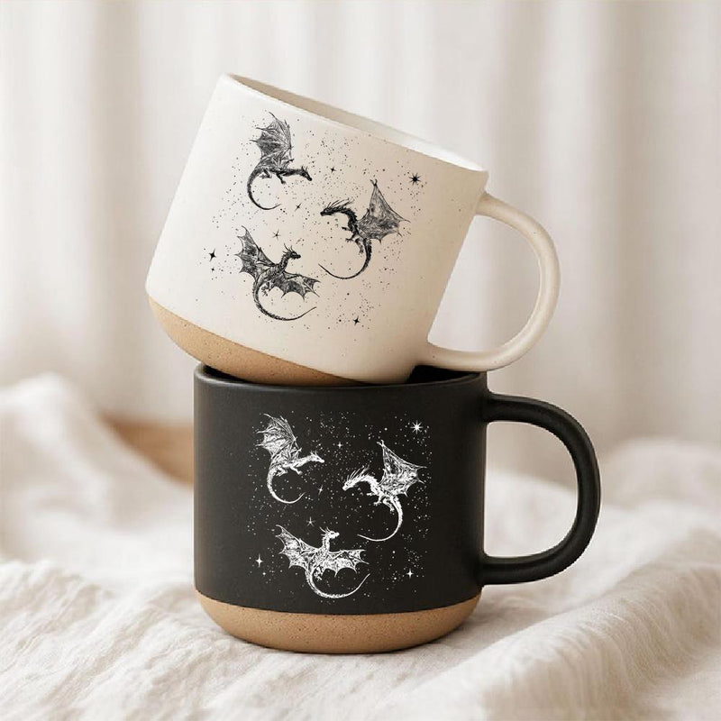 Fantasy-Tasse mit Drachen im Sternenstaub