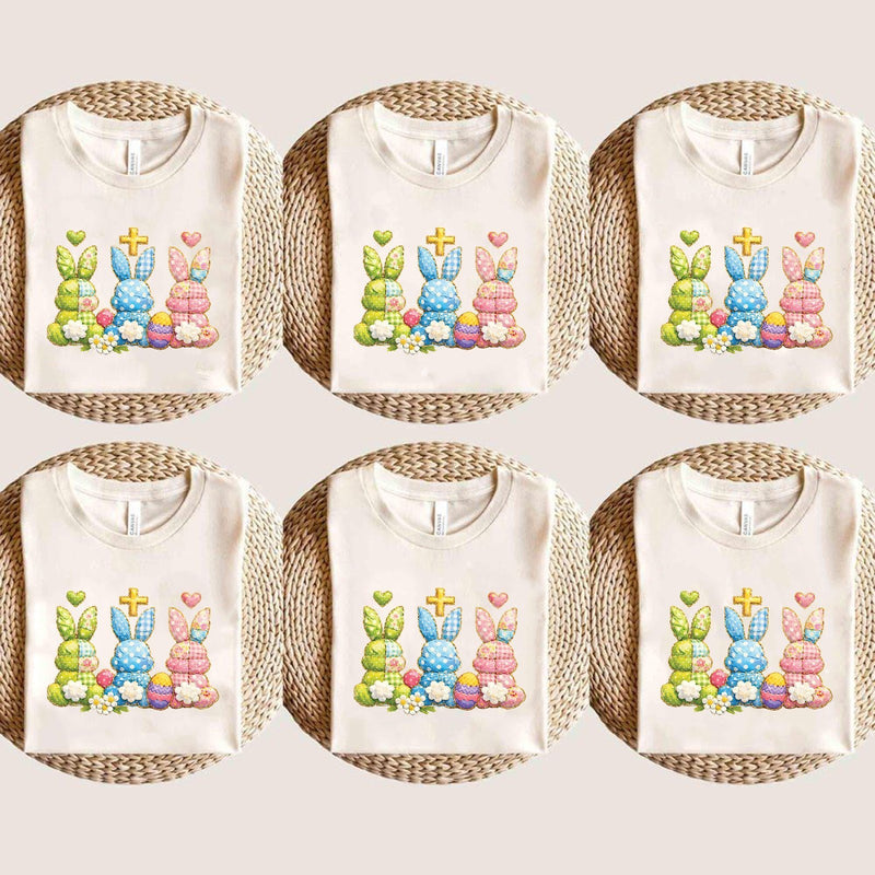 Christliches Oster T-Shirt drei Patchwork-Hasen mit Kreuz und Herz
