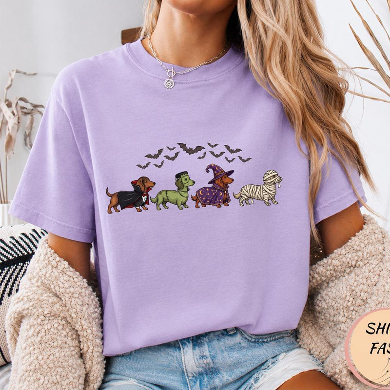 Halloween Dackel Shirt mit vier verkleideten Dackeln