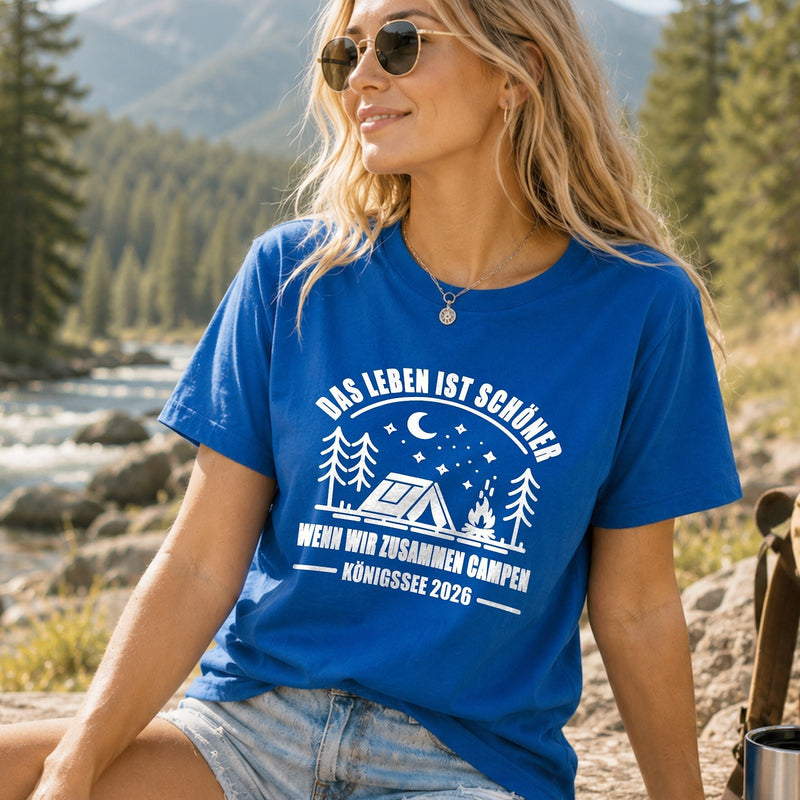 Camping T-Shirt „Das Leben ist schöner, wenn wir zusammen campen“ mit Ort und …