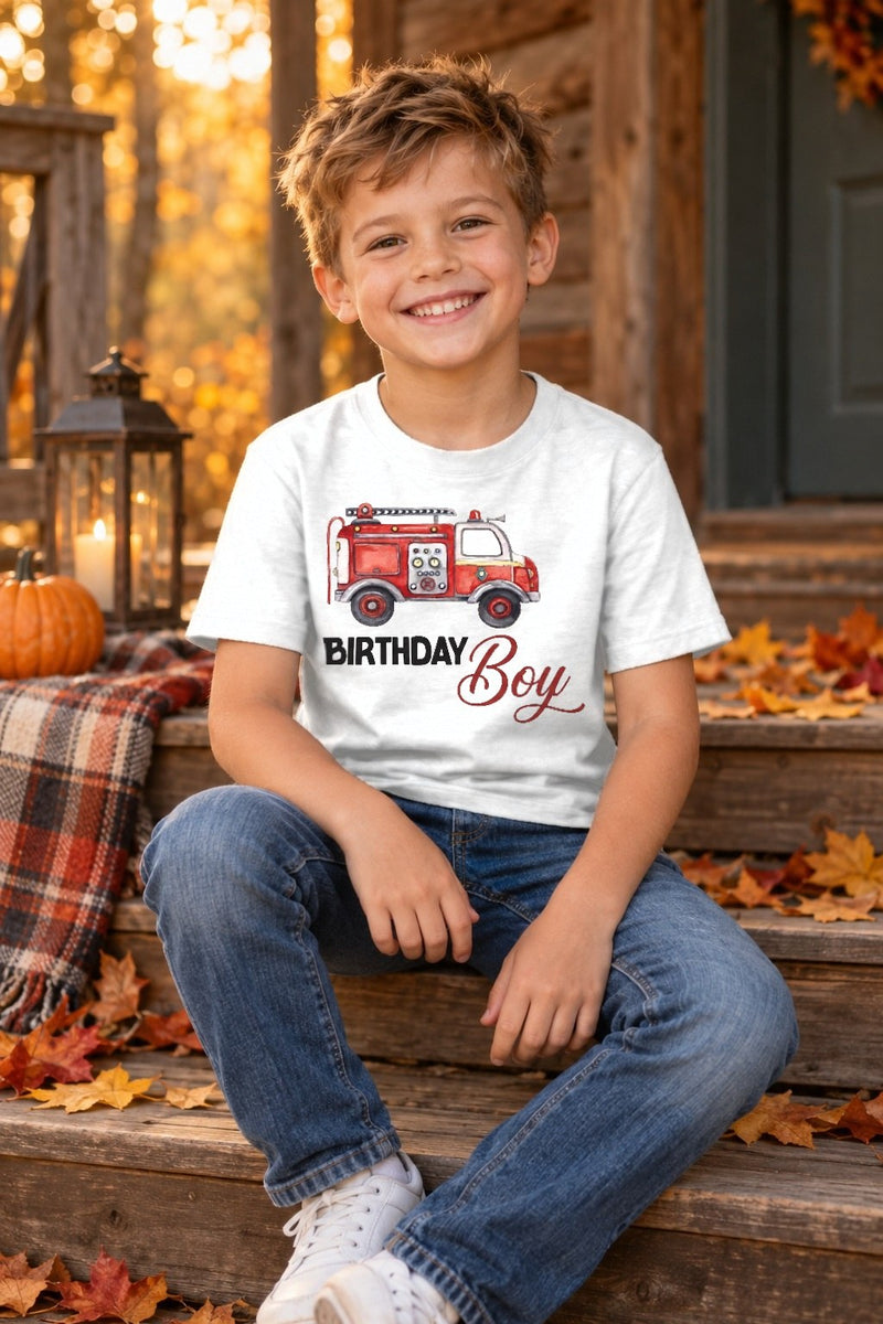Feuerwehr Geburtstagsshirt „Birthday Boy“ mit Namen und Alter