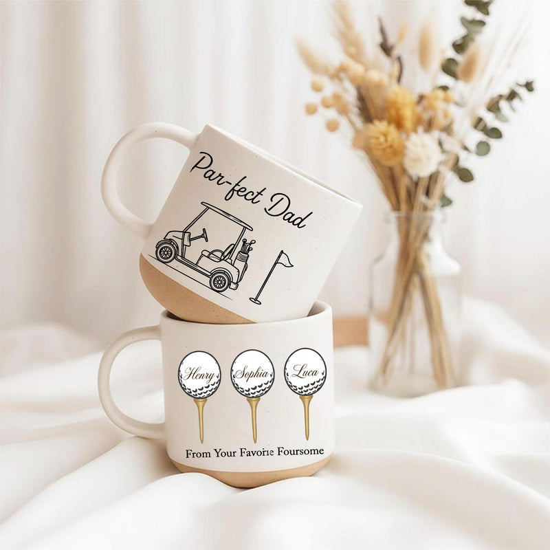 Personalisierte Golf-Tasse „Par-fect Dad“ mit Kindernamen auf Golfbällen