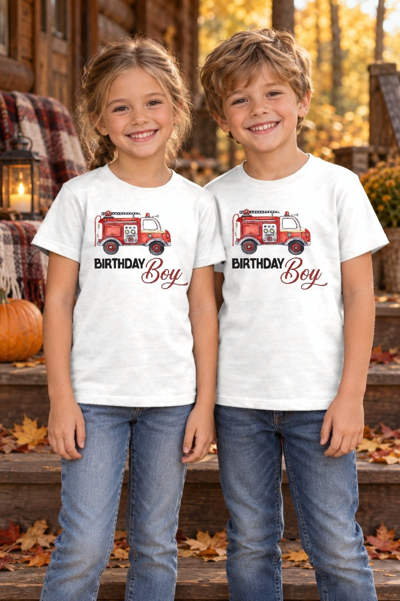 Feuerwehr Geburtstagsshirt „Birthday Boy“ mit Namen und Alter