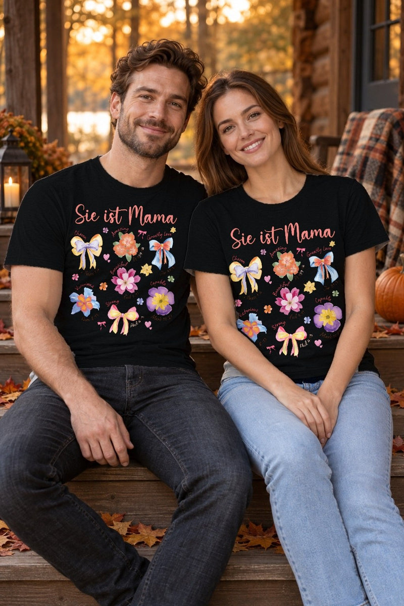 Christliches Mama T-Shirt „Sie ist Mama“ mit Blumen, Schleifen und Bibelversen