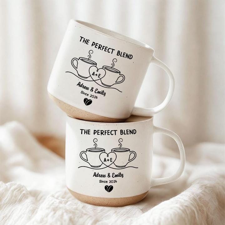 Pärchen-Tasse personalisiert „The Perfect Blend“ mit Initialen, Namen und Jahr