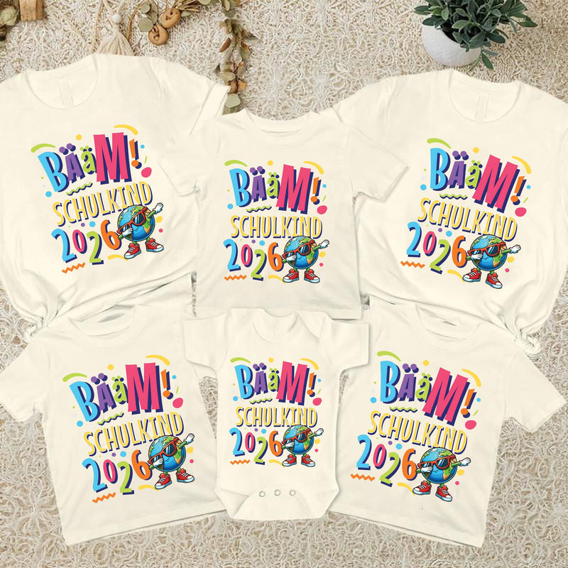 Einschulung Shirt „BääM! Schulkind 2026“ mit Weltkugel
