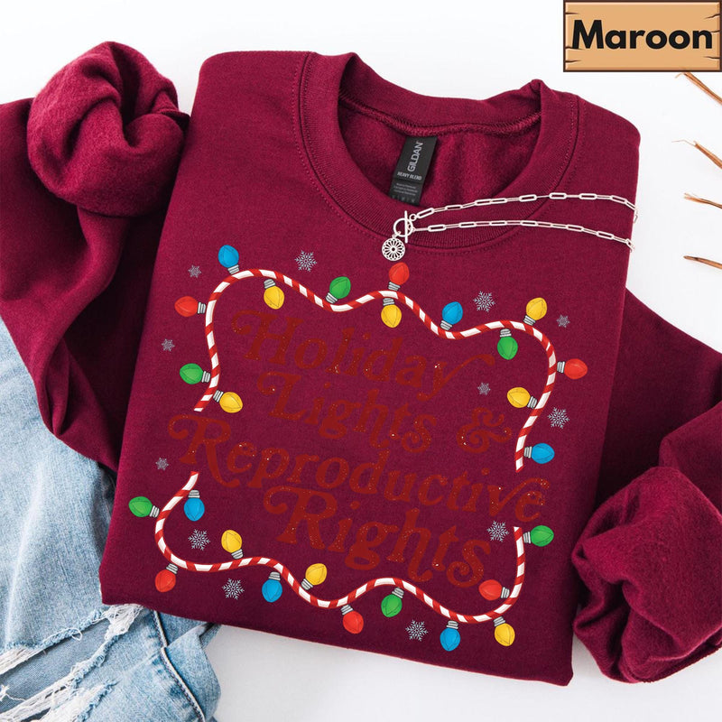 Feministisches Weihnachtsshirt „Holiday Lights & Reproductive Rights“